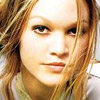 smileys 26202-julia_stiles.jpg